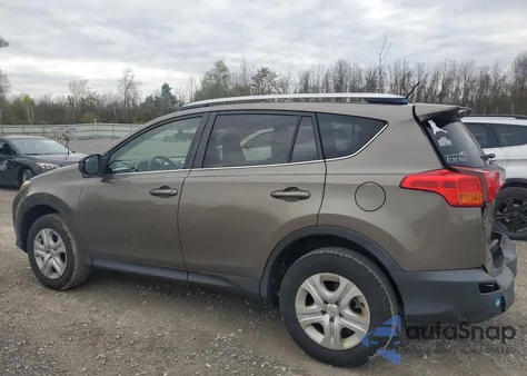 2015 Toyota Rav4 Le z USA, uszkodzony, nr VIN JTMZFREVXFD057287